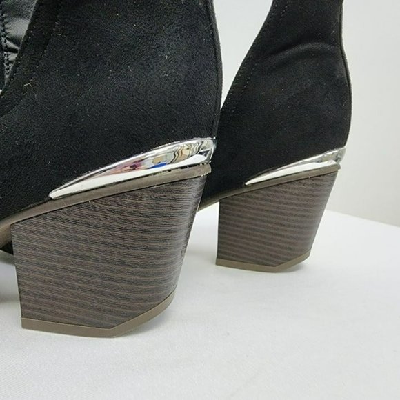 Journee Collection ISSLA Western Booties - Picture 6 of 8